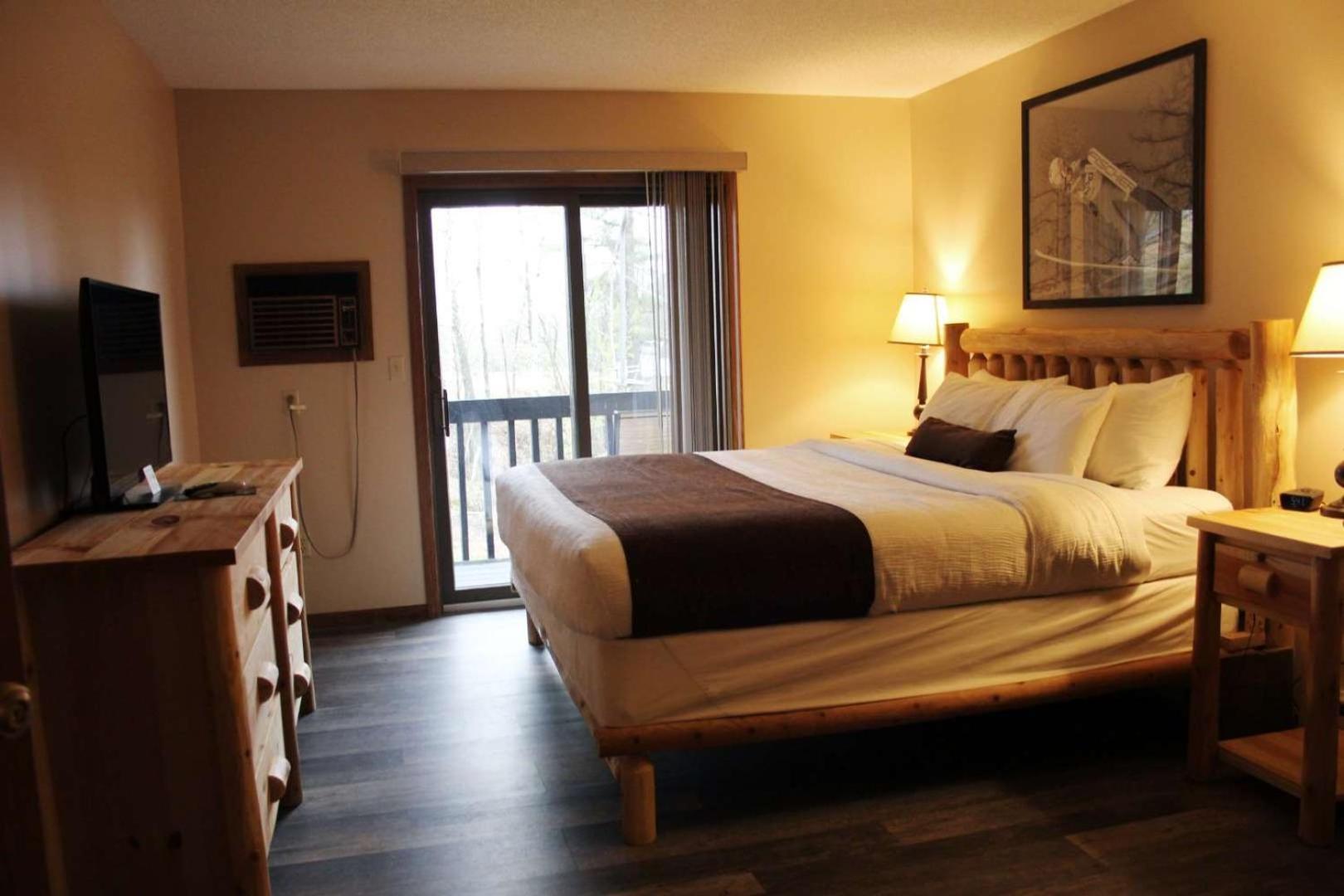 Pine Mountain Hotel 3*
